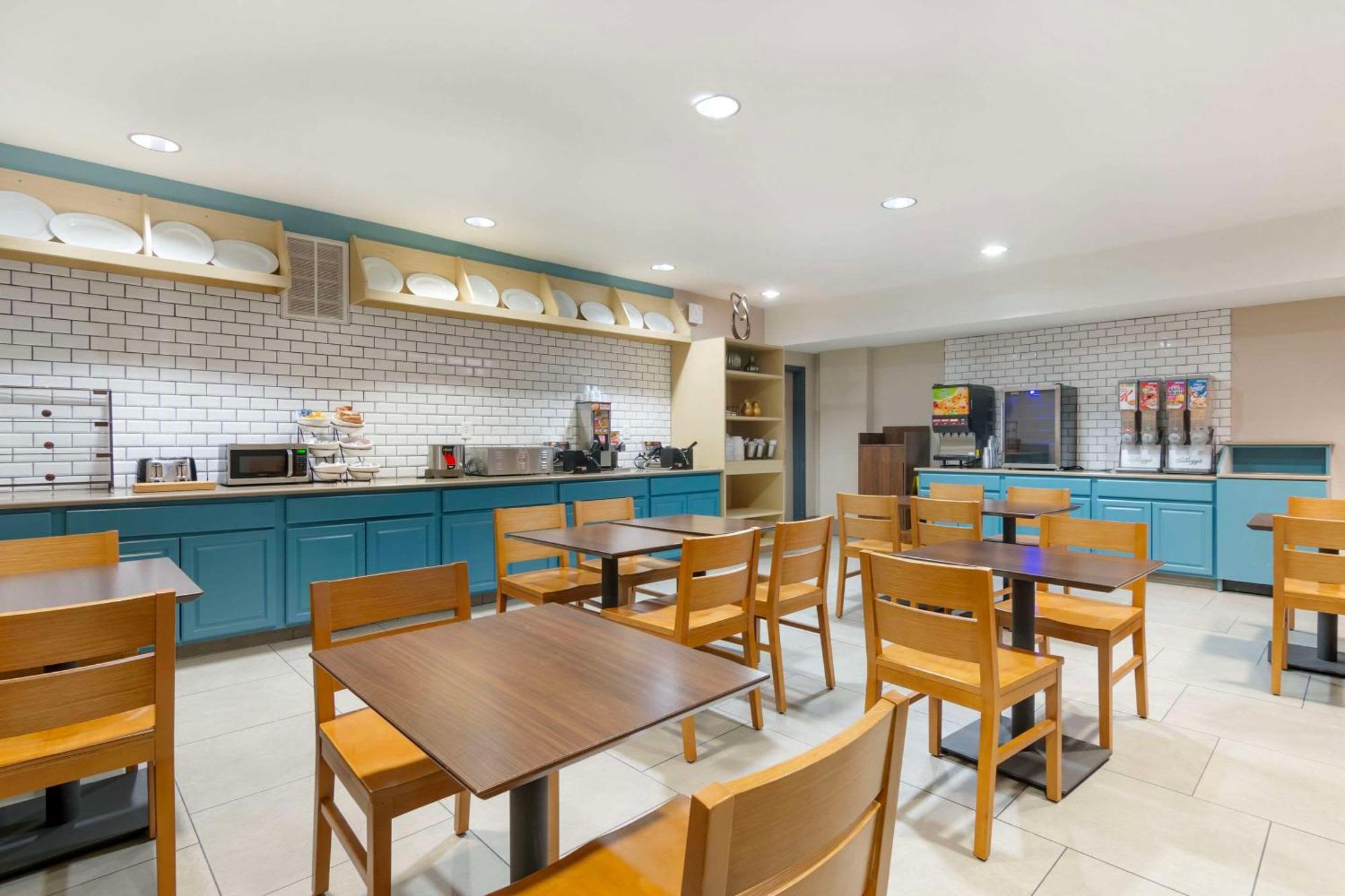 Country Inn & Suites By Radisson, Columbia, Mo Екстериор снимка